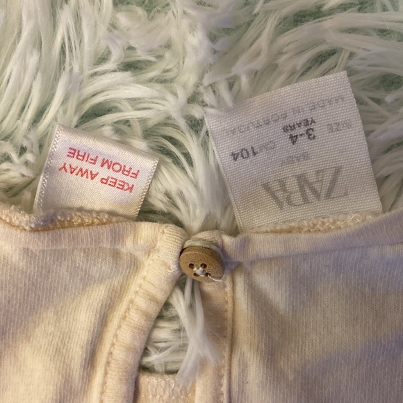 Zara Baby Sweatshirt | Size 3-4T | colour Cream - Picture 3 of 4
